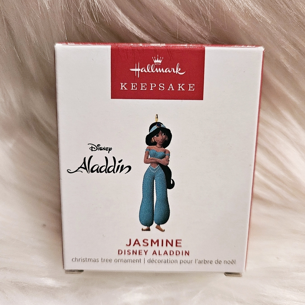 New Hallmark 2023  Mini Disney Jasmine Aladdin Ornament